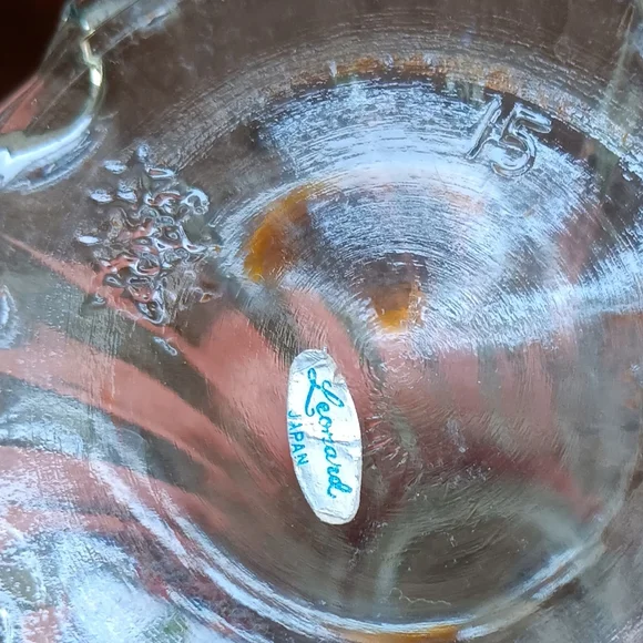 Leonard Vintage 6" Clear Crystal Glass Salt Shaker Japan - Picture 6 of 6